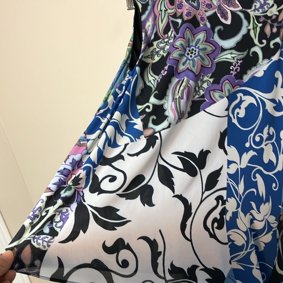 Joseph Ribkoff asymmetrical floral mini dress size 12 sleeveless - Picture 4 of 9